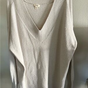 Cozy Cream V-Neck Sweater